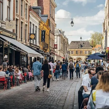 Semesterbostad Maison De En Baroeul *